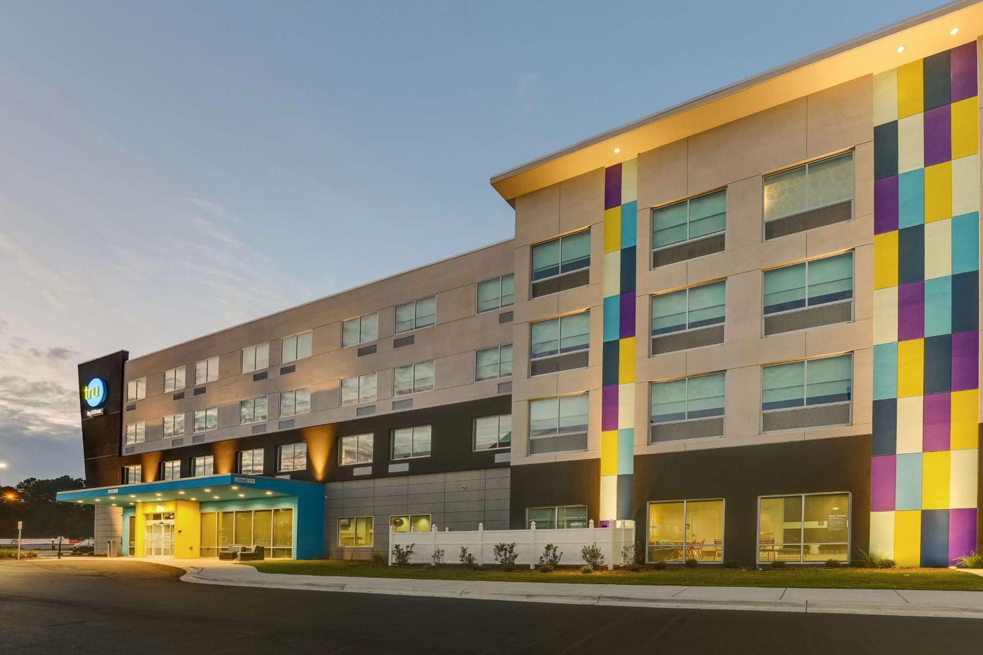 Tru By Hilton Smithfield I-95 Hotel ภายนอก รูปภาพ