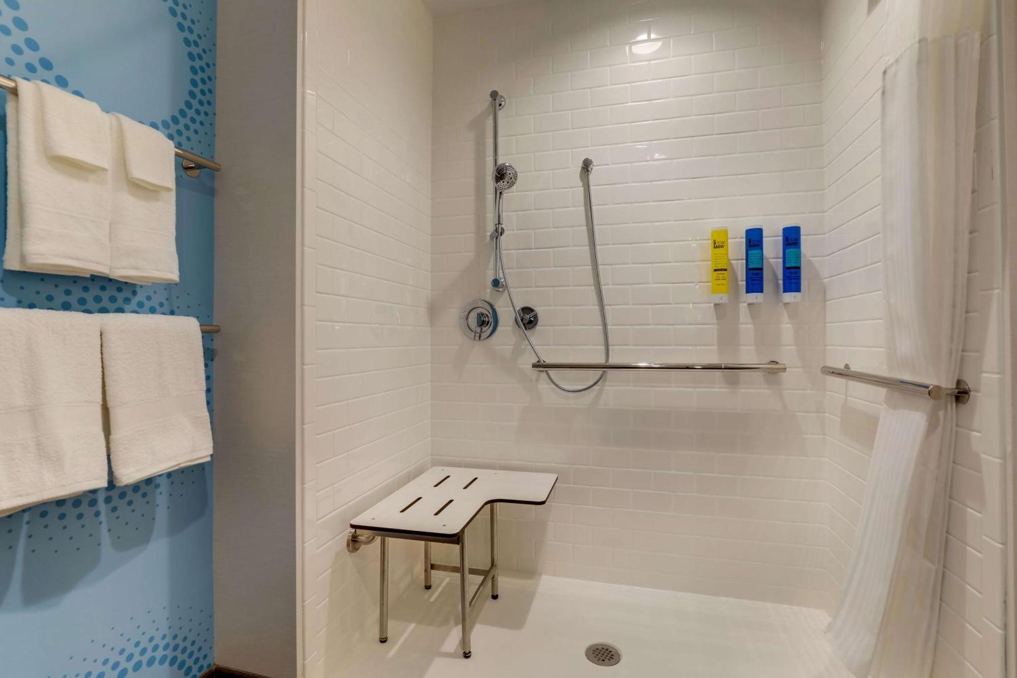 Tru By Hilton Smithfield I-95 Hotel ภายนอก รูปภาพ