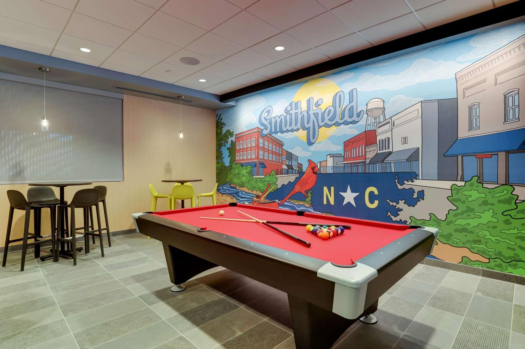 Tru By Hilton Smithfield I-95 Hotel ภายนอก รูปภาพ